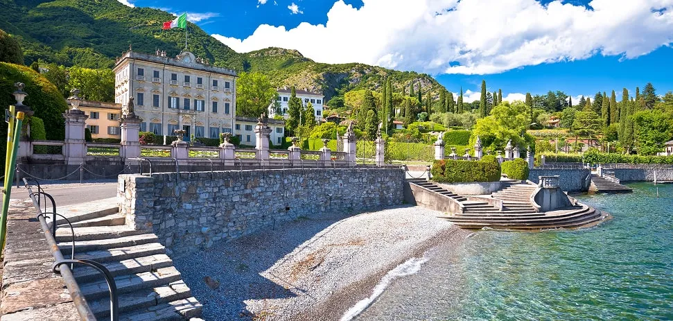 Villa and lakeside promenade in Tremezzina